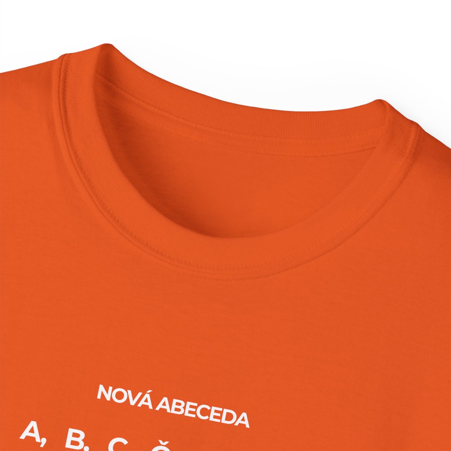 Oranžové unisex tričko VÍM HNED – minimalistický potisk